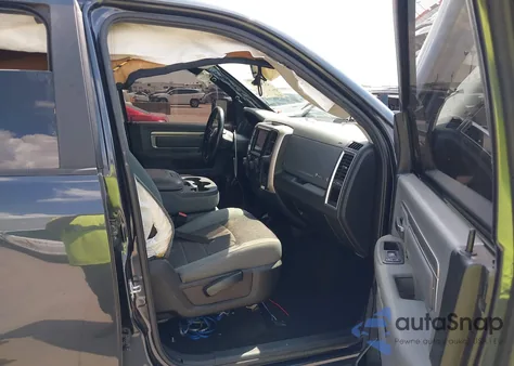 2019 Ram 1500 Classic Big Horn 4X2 6'4 Box из США, поврежденный, VIN 1C6RR6TT2KS585376